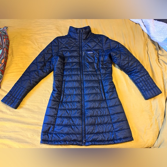 Patagonia Radalie Insulated Parka - Black - Size M - Picture 1 of 4